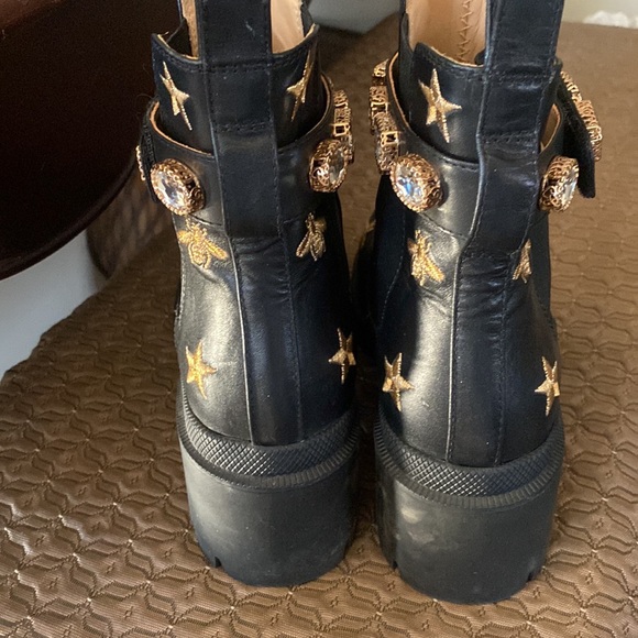 Elaborate design ankle boots - Picture 5 of 7